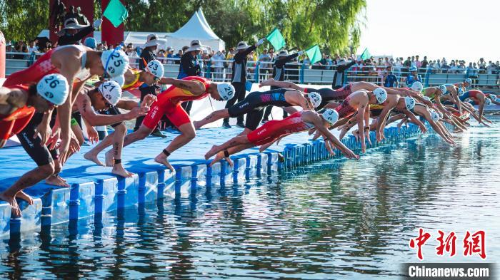 嘉峪关拓展国际铁人三项