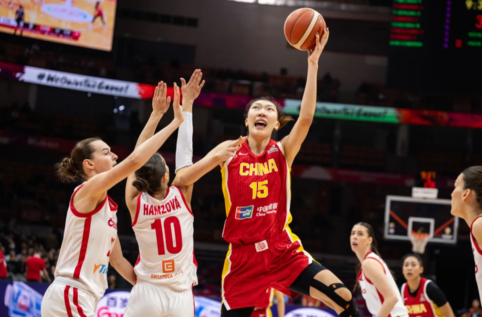 中国女篮提前锁定世界杯席位，晋级形势全面明
