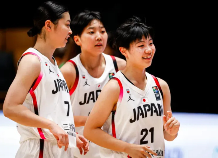 中国女篮提前锁定世界杯席位，晋级形势全面明