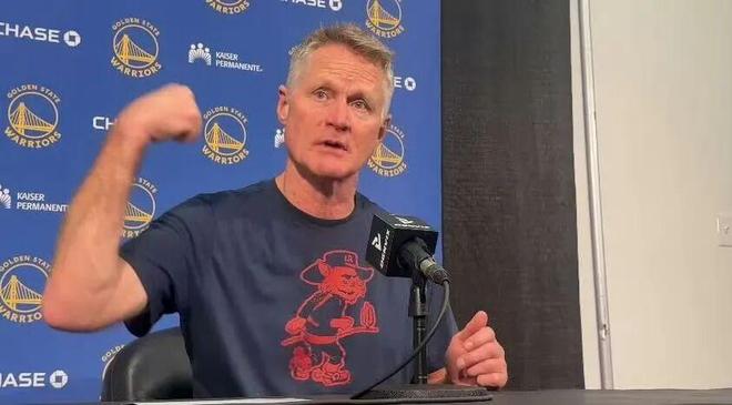 勇士伤病潮下硬刚尼克斯 科尔力挺缩短赛程引热