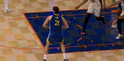 勇士伤病潮下硬刚尼克斯 科尔力挺缩短赛程引热