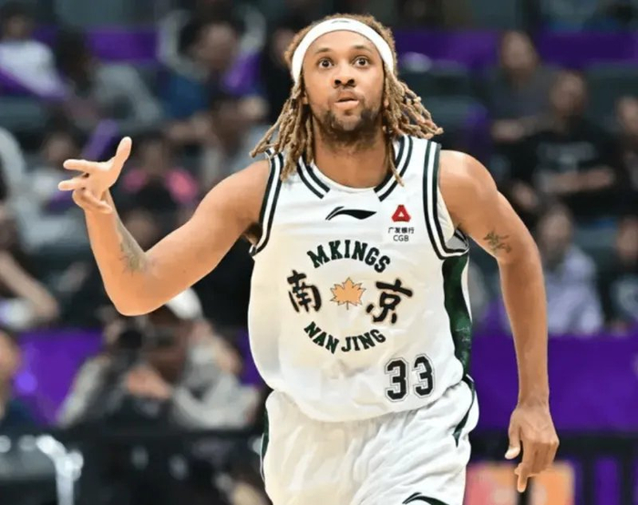 南京同曦双星闪耀力克北控 帕克44分13助攻引领逆