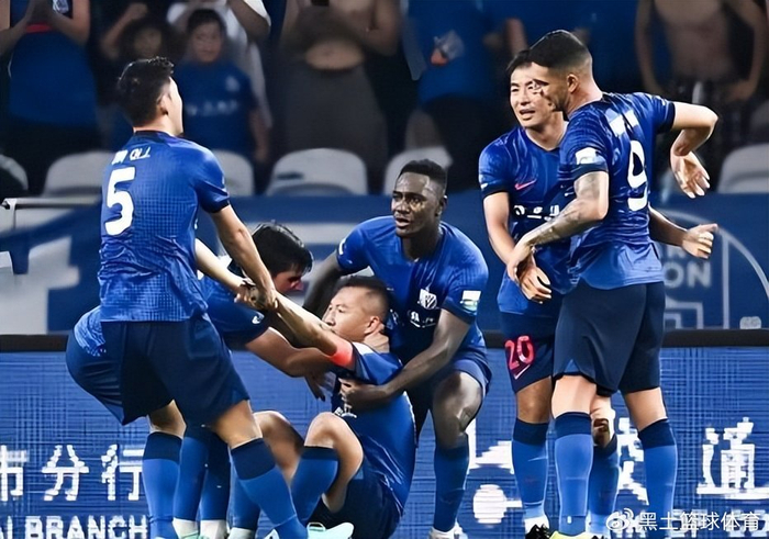 申花迎战辽宁铁人 最强阵容出战争冠关键战